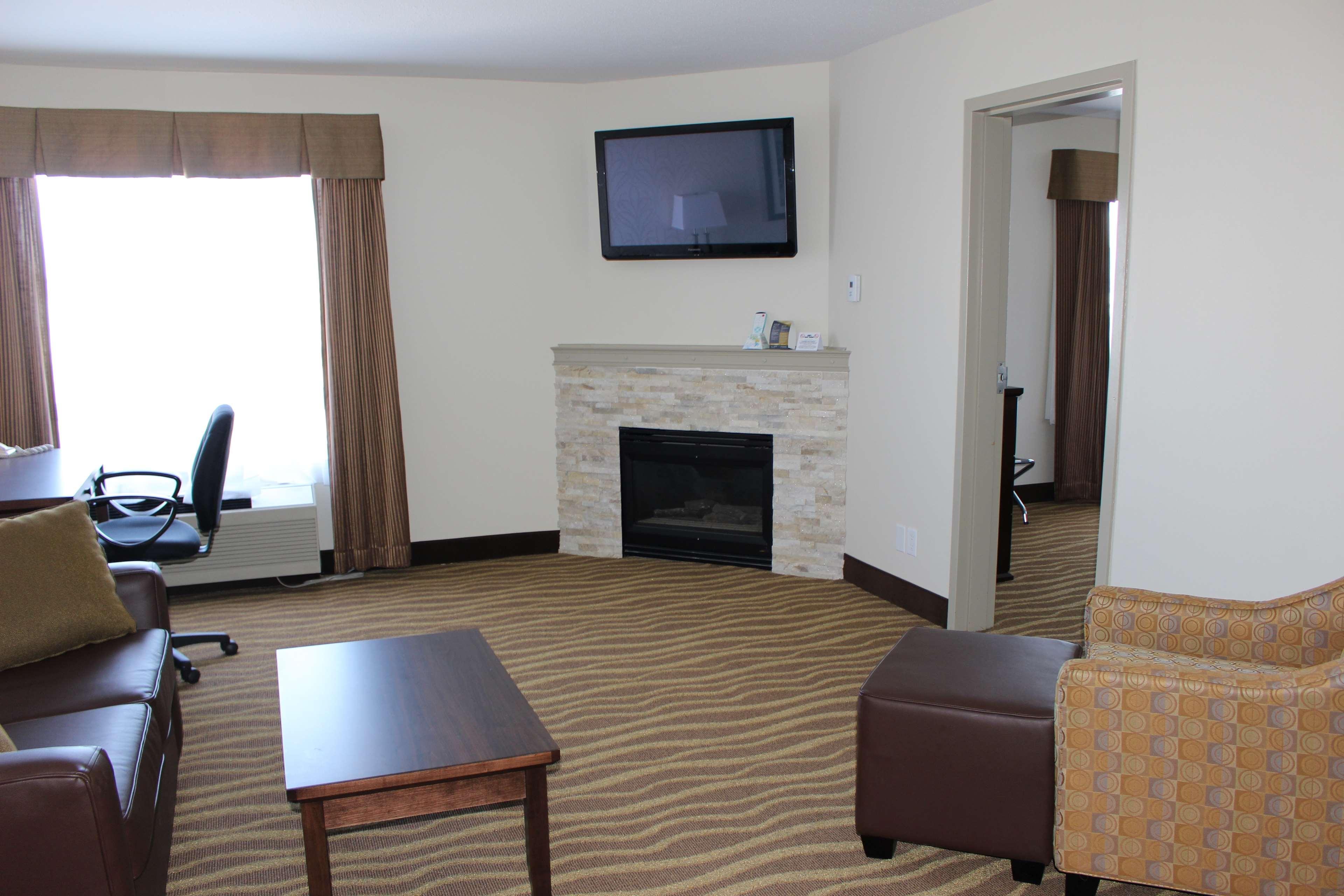 Best Western High Road Inn Edson Bagian luar foto