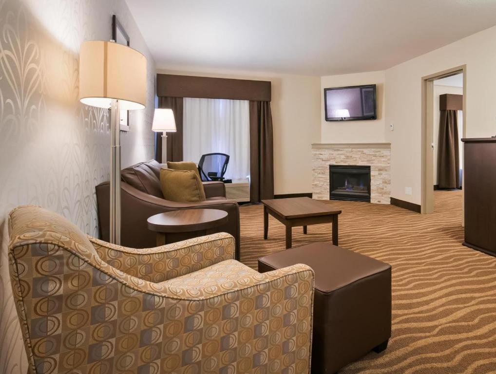 Best Western High Road Inn Edson Bagian luar foto