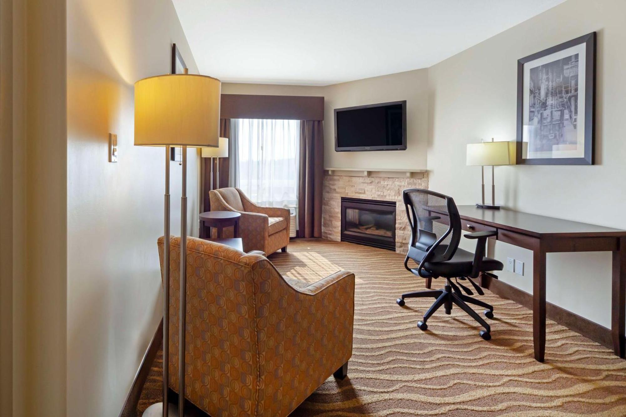 Best Western High Road Inn Edson Bagian luar foto