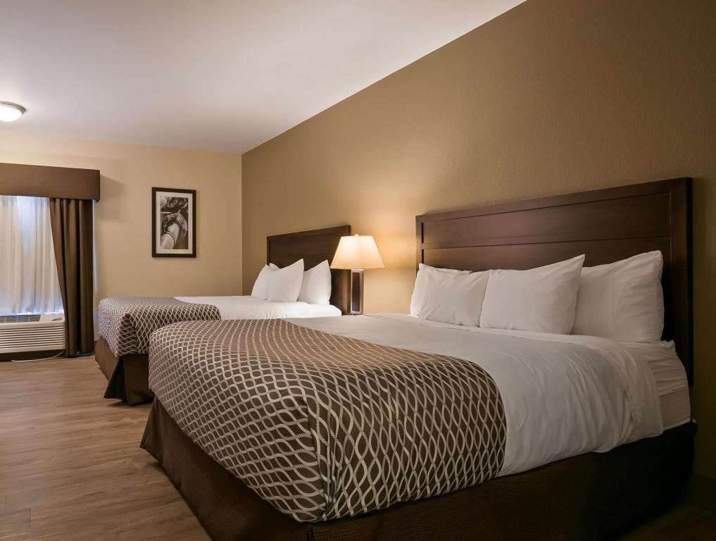 Best Western High Road Inn Edson Bagian luar foto